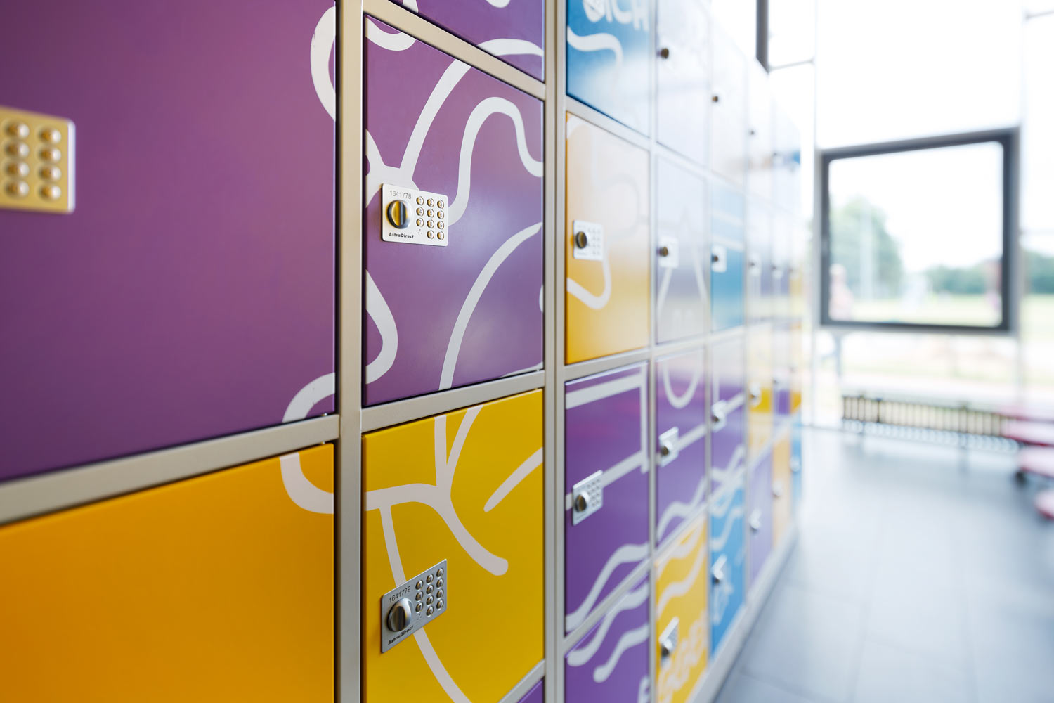 astradirect Schließfachanlagen, Eichenbachschule Eggebek Die Schließfachanlage von astradirect, in der Eichenbachschule in Eggebek